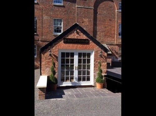 Отель The West Wing At Everleigh Manor Экстерьер фото
